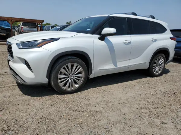 5TDFARAH8PS524083 2023 TOYOTA HIGHLANDER - Image 1