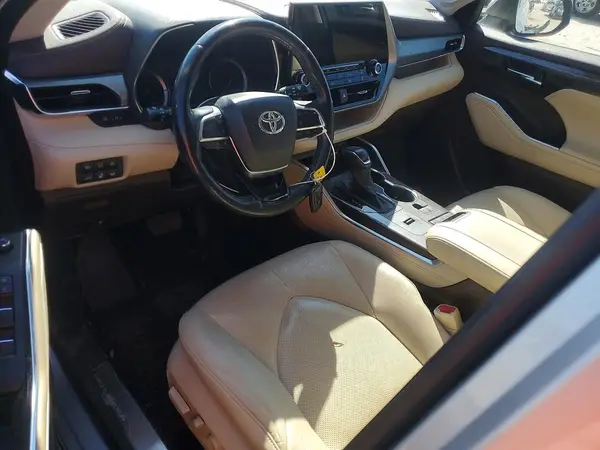 5TDFARAH9MS005331 2021 TOYOTA HIGHLANDER - Image 8