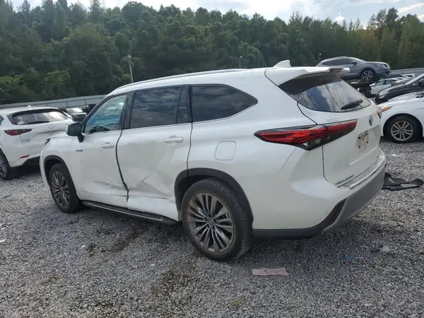 5TDFARAH9MS006866 2021 TOYOTA HIGHLANDER - Image 2