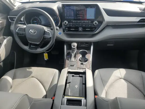 5TDFARAH9MS006866 2021 TOYOTA HIGHLANDER - Image 8