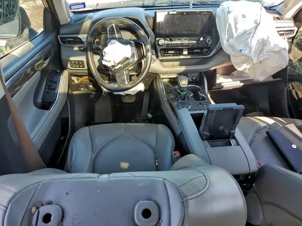 5TDFARAHXMS010988 2021 TOYOTA HIGHLANDER - Image 8
