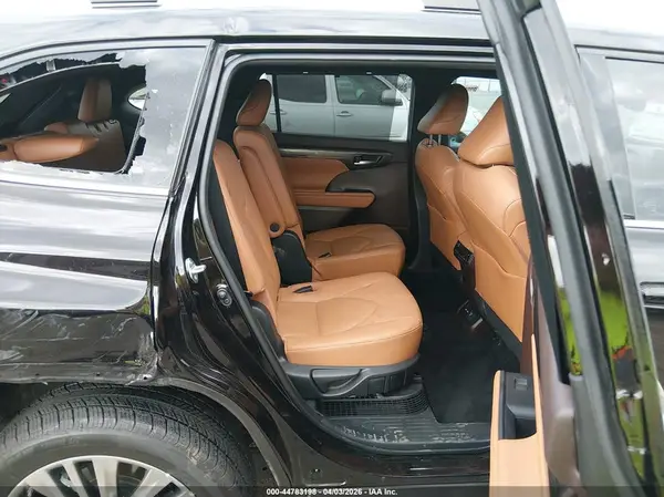 5TDFARAHXMS011686 2021 TOYOTA HIGHLANDER - Image 8