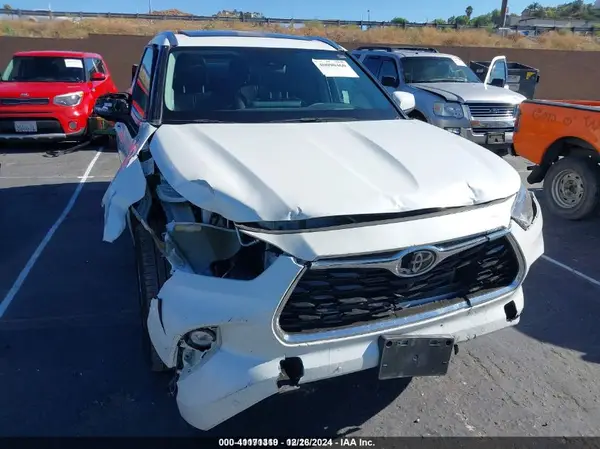5TDFZRAH0MS061862 2021 TOYOTA HIGHLANDER - Image 1