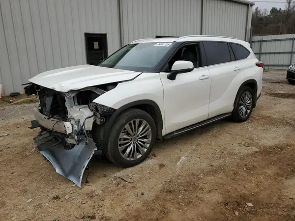 5TDFZRAH0MS063935 2021 TOYOTA HIGHLANDER - Image 1