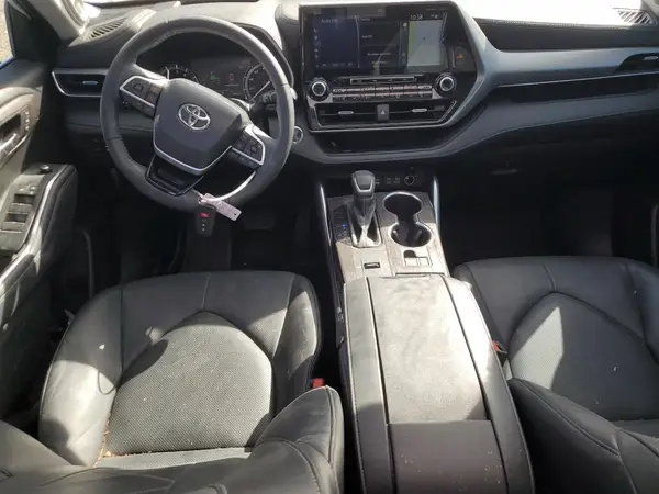 5TDFZRAH0NS123472 2022 TOYOTA HIGHLANDER - Image 8