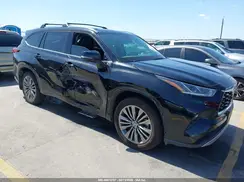 5TDFZRAH1MS071154 2021 TOYOTA HIGHLANDER