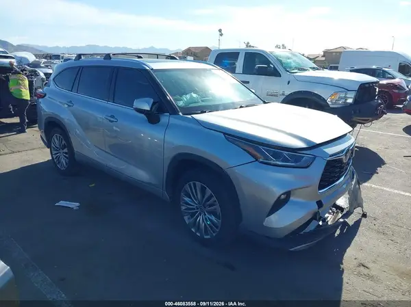 5TDFZRAH1MS085118 2021 TOYOTA HIGHLANDER - Image 1