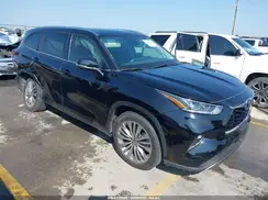 5TDFZRAH1NS090143 2022 TOYOTA HIGHLANDER