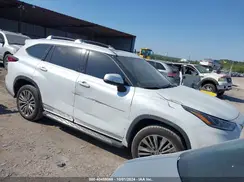 5TDFZRAH1NS095374 2022 TOYOTA HIGHLANDER