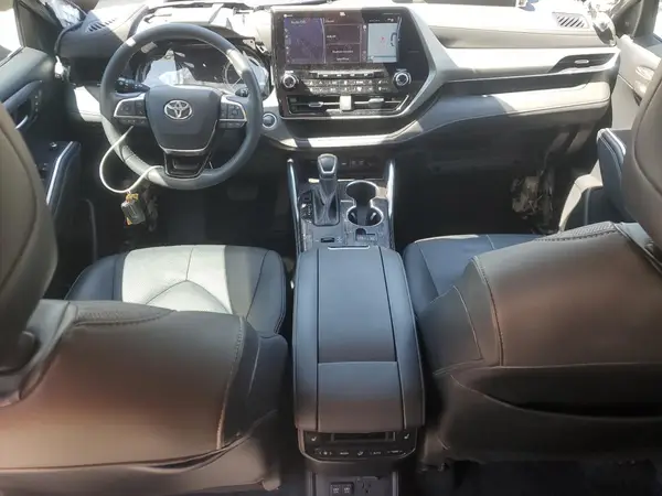 5TDFZRAH2MS066089 2021 TOYOTA HIGHLANDER - Image 8