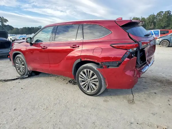 5TDFZRAH3LS010175 2020 TOYOTA HIGHLANDER - Image 2