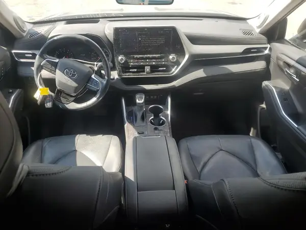 5TDFZRAH3LS030054 2020 TOYOTA HIGHLANDER - Image 8