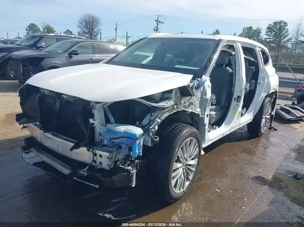 5TDFZRAH3MS053965 2021 TOYOTA HIGHLANDER - Image 2