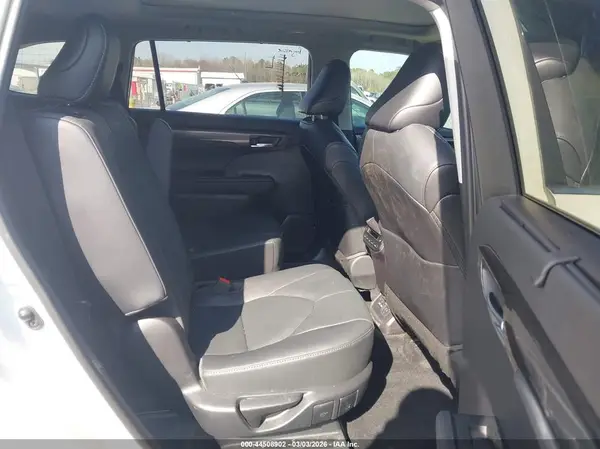 5TDFZRAH3MS072354 2021 TOYOTA HIGHLANDER - Image 8