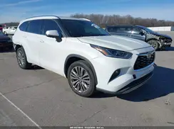 5TDFZRAH3NS090659 2022 TOYOTA HIGHLANDER