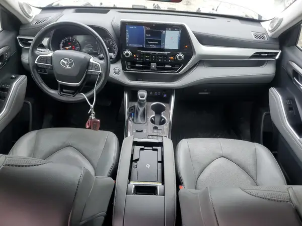 5TDFZRAH4NS114709 2022 TOYOTA HIGHLANDER - Image 8
