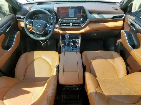 5TDFZRAH4NS129520 2022 TOYOTA HIGHLANDER - Image 8