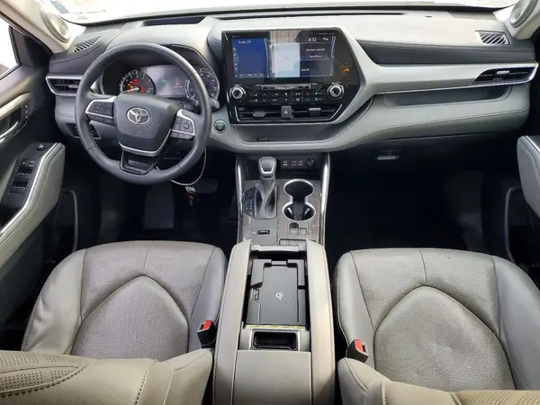5TDFZRAH4NS130571 2022 TOYOTA HIGHLANDER - Image 8
