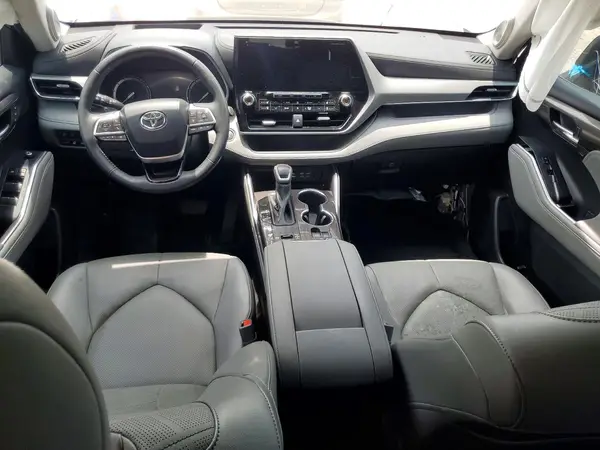5TDFZRAH4NS137259 2022 TOYOTA HIGHLANDER - Image 8