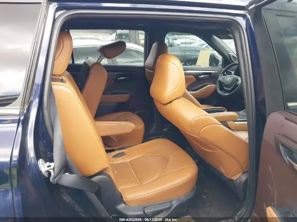 5TDFZRAH4NS140629 2022 TOYOTA HIGHLANDER - Image 8