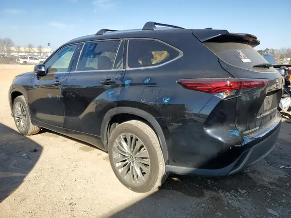 5TDFZRAH6LS015628 2020 TOYOTA HIGHLANDER - Image 2