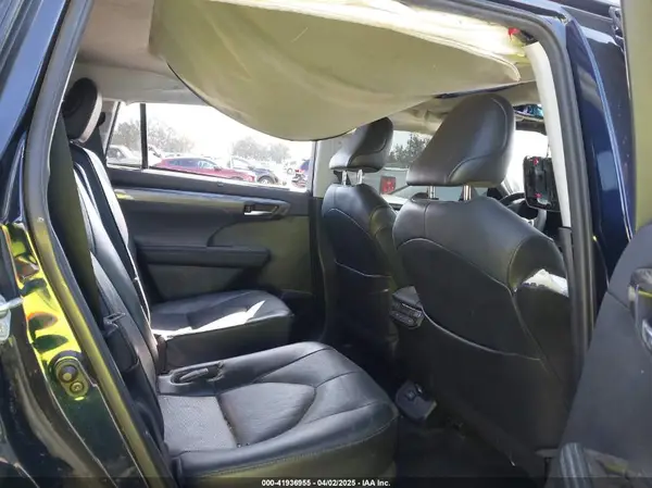 5TDFZRAH6NS126800 2022 TOYOTA HIGHLANDER - Image 8
