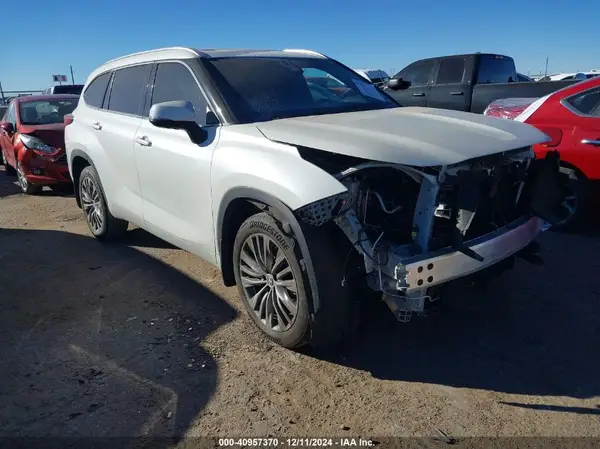 5TDFZRAH7LS000846 2020 TOYOTA HIGHLANDER - Image 1