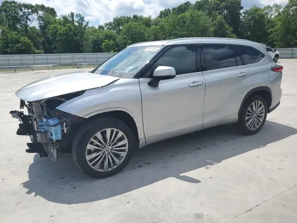 5TDFZRAH7MS082112 2021 TOYOTA HIGHLANDER - Image 1
