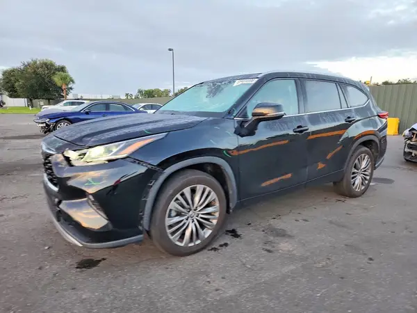 5TDFZRAH7MS084460 2021 TOYOTA HIGHLANDER - Image 1