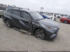 5TDFZRAH7NS098098 2022 TOYOTA HIGHLANDER