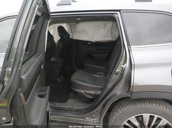 5TDFZRAH7NS098098 2022 TOYOTA HIGHLANDER - Image 8