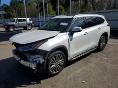 5TDFZRAH7NS101050 2022 TOYOTA HIGHLANDER