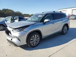 5TDFZRAH7NS119743 2022 TOYOTA HIGHLANDER