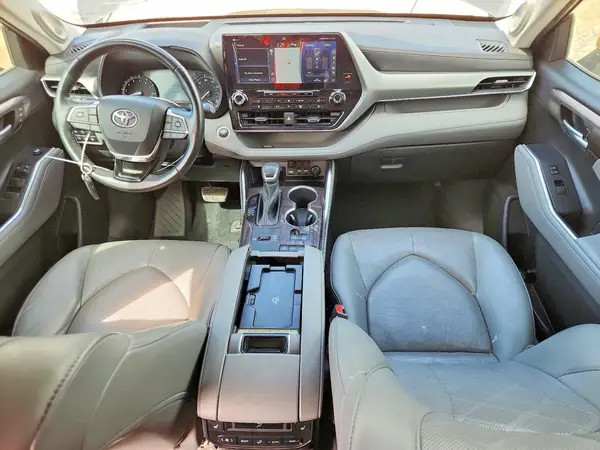 5TDFZRAH8LS030275 2020 TOYOTA HIGHLANDER - Image 8