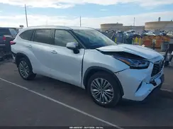 5TDFZRAH8NS136888 2022 TOYOTA HIGHLANDER