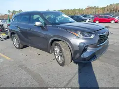 5TDFZRAH9MS044929 2021 TOYOTA HIGHLANDER