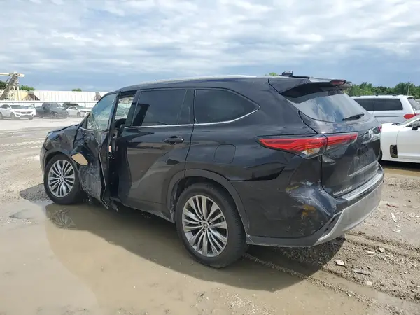 5TDFZRAH9MS074786 2021 TOYOTA HIGHLANDER - Image 2
