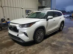 5TDFZRAH9MS075212 2021 TOYOTA HIGHLANDER