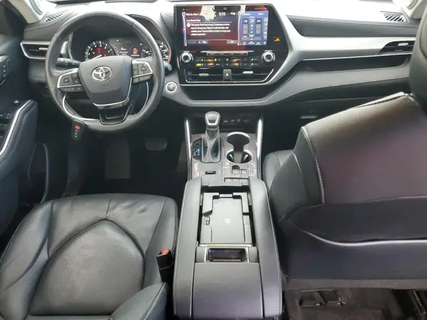 5TDFZRAH9MS083732 2021 TOYOTA HIGHLANDER - Image 8