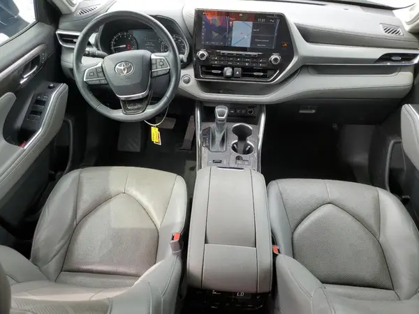 5TDFZRAH9MS088994 2021 TOYOTA HIGHLANDER - Image 8