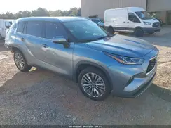 5TDFZRAH9NS104497 2022 TOYOTA HIGHLANDER