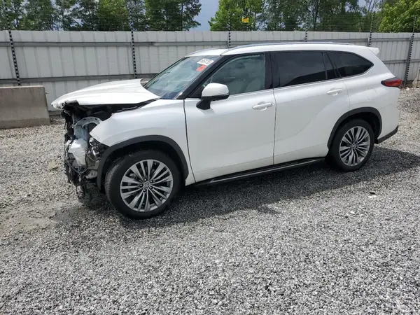 5TDFZRAHXMS035656 2021 TOYOTA HIGHLANDER - Image 1