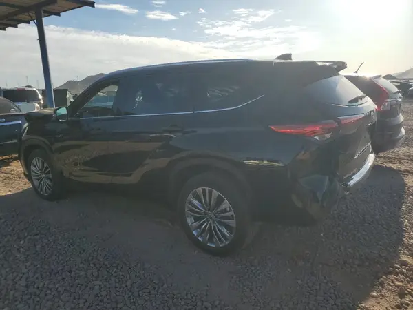 5TDFZRAHXMS037147 2021 TOYOTA HIGHLANDER - Image 2