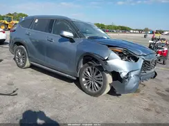 5TDFZRAHXMS041022 2021 TOYOTA HIGHLANDER
