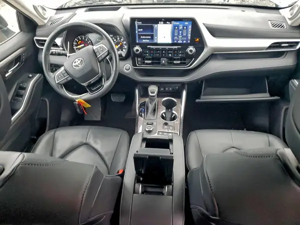 5TDFZRBH0LS021794 2020 TOYOTA HIGHLANDER - Image 8