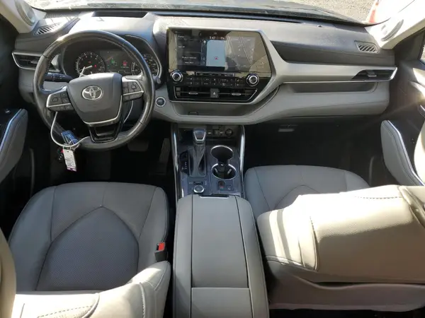 5TDFZRBH0MS148837 2021 TOYOTA HIGHLANDER - Image 8