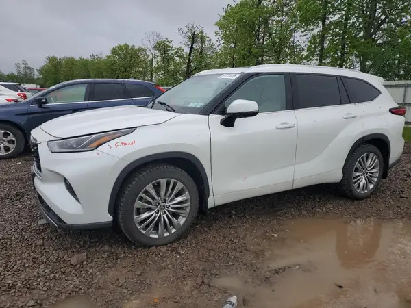 5TDFZRBH0NS190765 2022 TOYOTA HIGHLANDER - Image 1