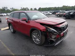 5TDFZRBH0NS196064 2022 TOYOTA HIGHLANDER