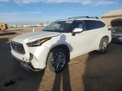 5TDFZRBH0NS217947 2022 TOYOTA HIGHLANDER