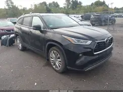 5TDFZRBH0NS226809 2022 TOYOTA HIGHLANDER